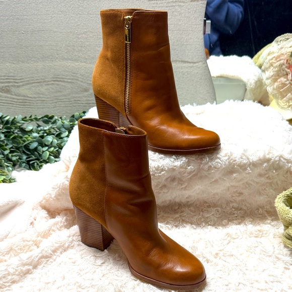 Michael Kors camel two tone leather and suede heeled ankle boots size 6 - Picture 1 of 6